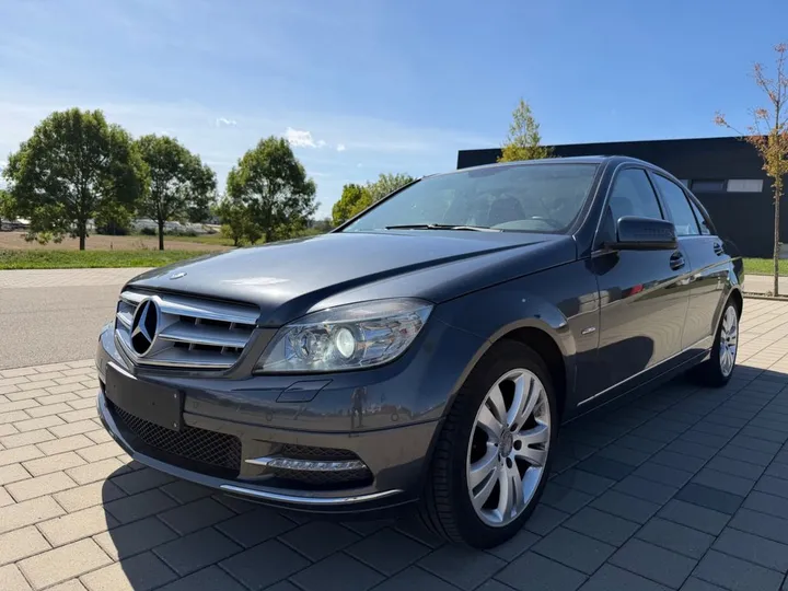 Mercedes-Benz C 300