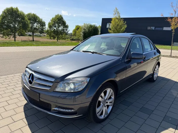 Mercedes-Benz C 300