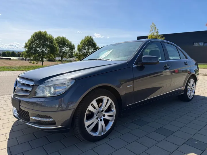 Mercedes-Benz C 300