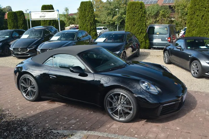 Porsche 992