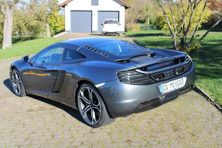 McLaren MP4-12C