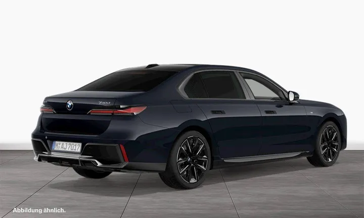 BMW 740