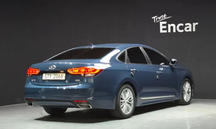 Hyundai Aslan
