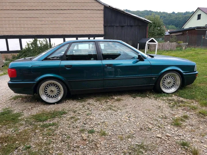 Audi 80