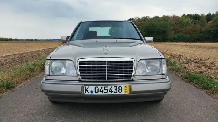 Mercedes-Benz E 250