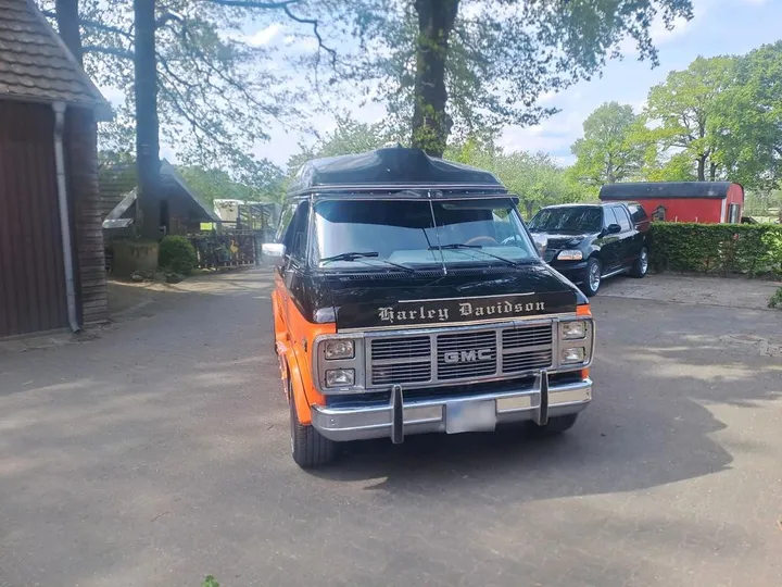Chevrolet Chevy Van