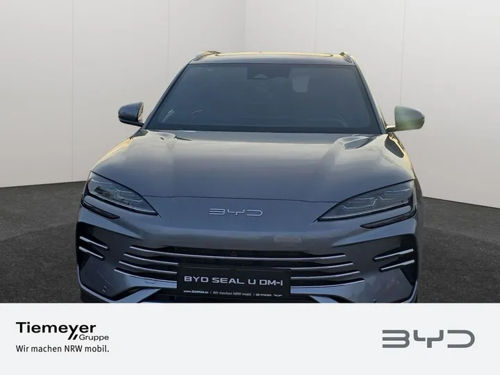 BYD SEAL U