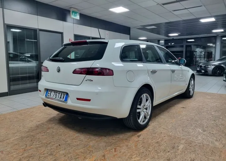 Alfa Romeo 159