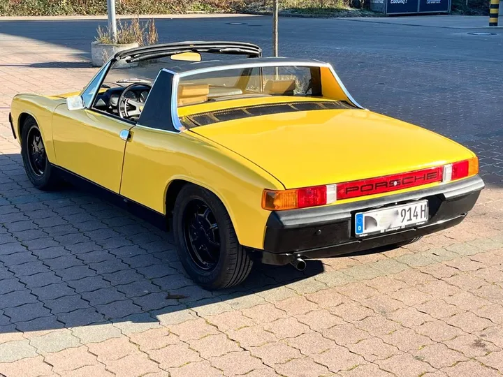 Porsche 914