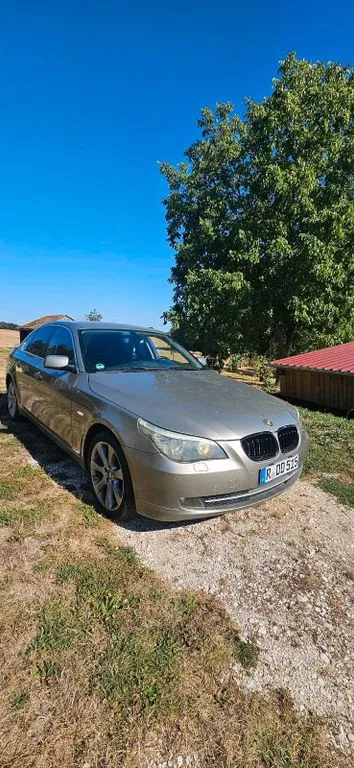BMW 525