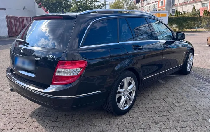 Mercedes-Benz C 220