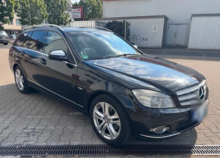 Mercedes-Benz C 220