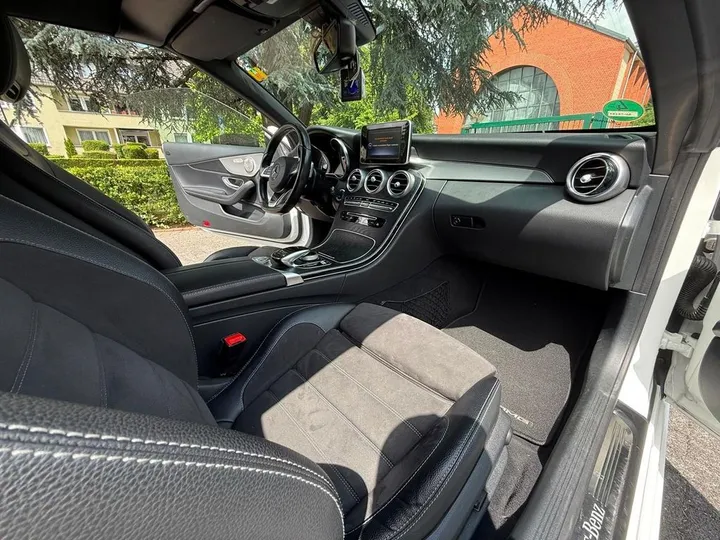 Mercedes-Benz C 200