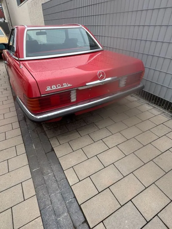 Mercedes-Benz E 280