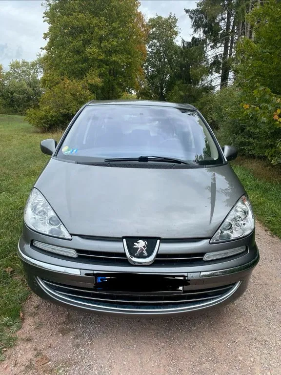Peugeot 807
