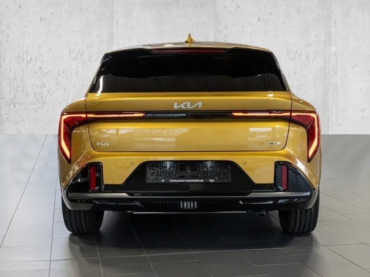 Kia K4