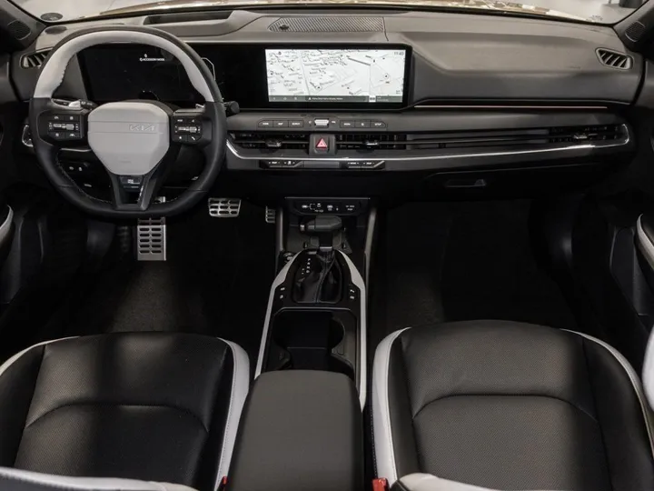 Kia K4
