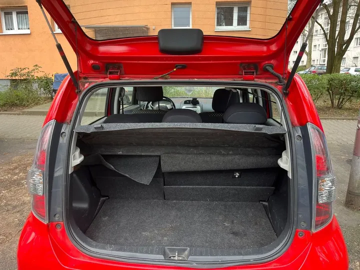 Daihatsu Sirion