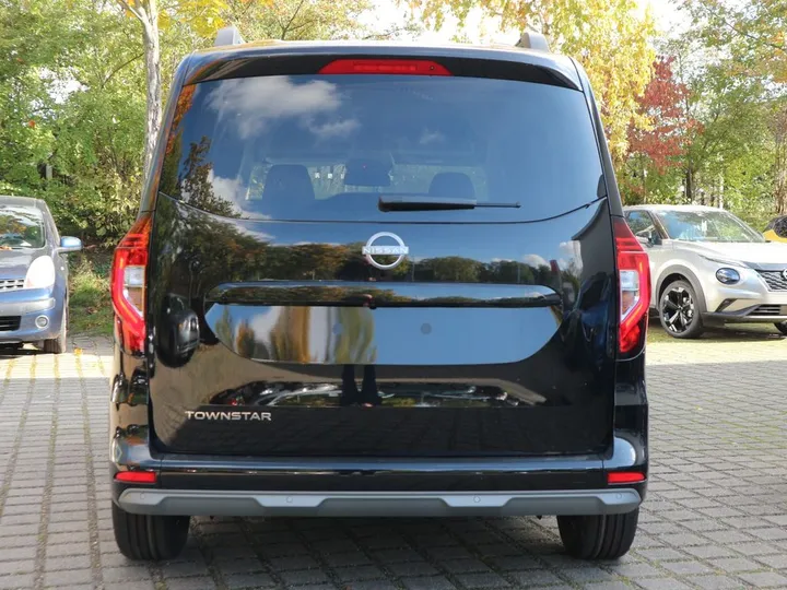 Nissan Townstar