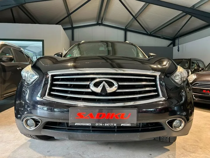 Infiniti FX