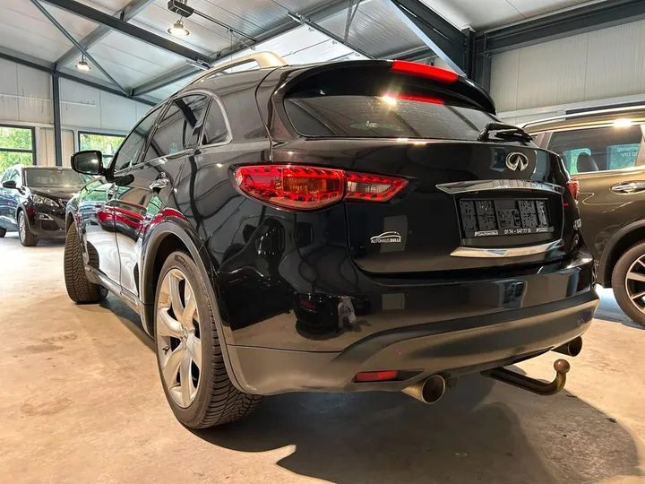 Infiniti FX