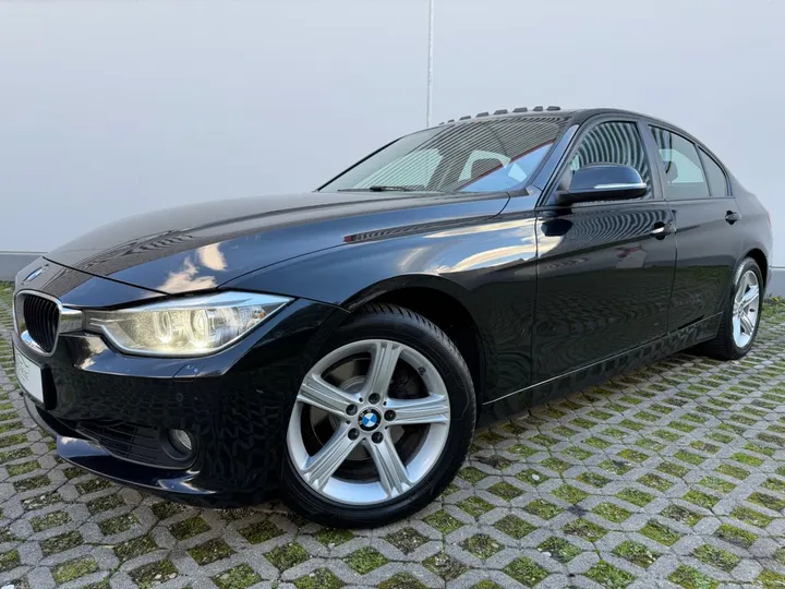 BMW 320