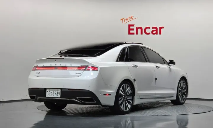 Lincoln MKZ