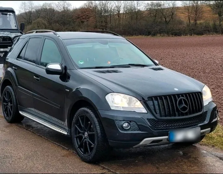 Mercedes-Benz ML 320