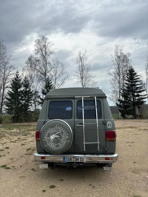 Chevrolet Chevy Van