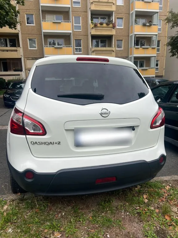 Nissan Qashqai+2