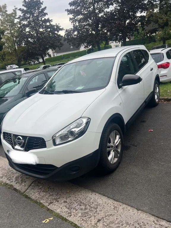 Nissan Qashqai+2