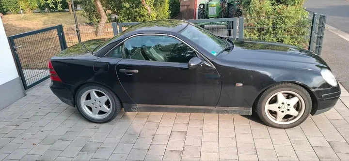 Mercedes-Benz SLK 200