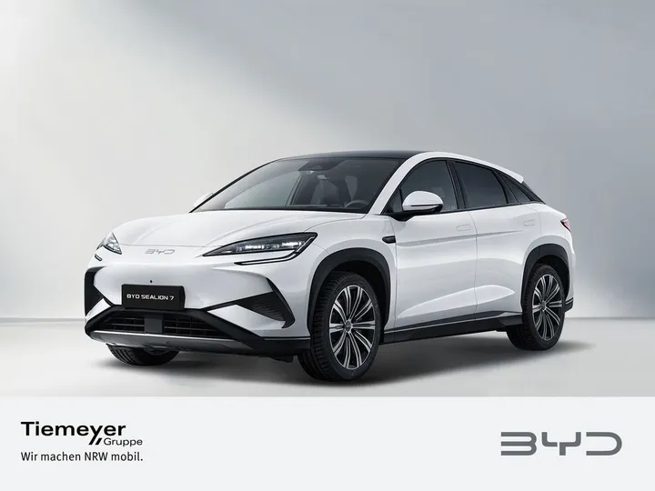 BYD SEALION 7