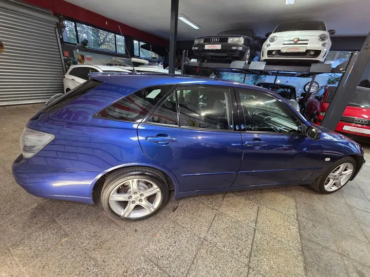 Lexus IS 300