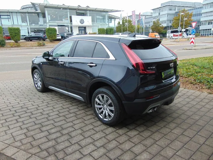Cadillac XT4
