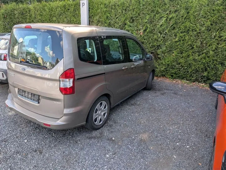 Ford Tourneo Courier