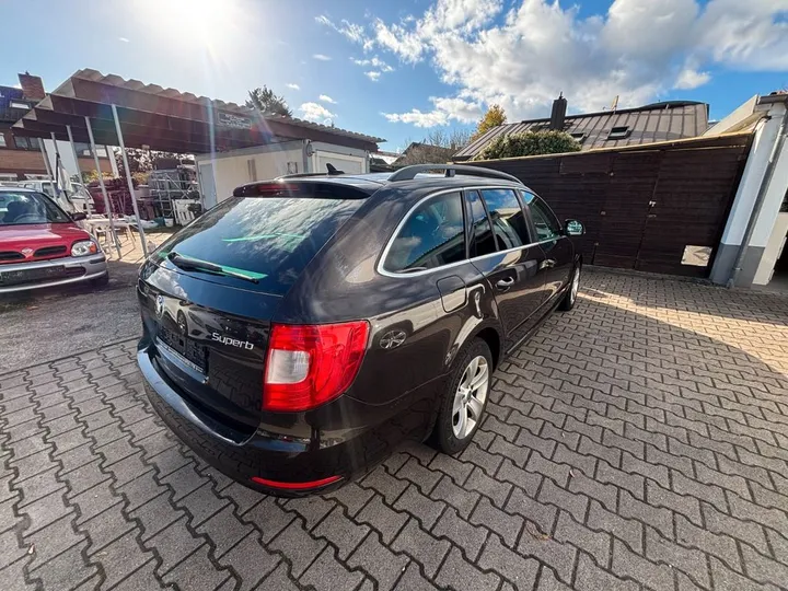 Škoda Superb