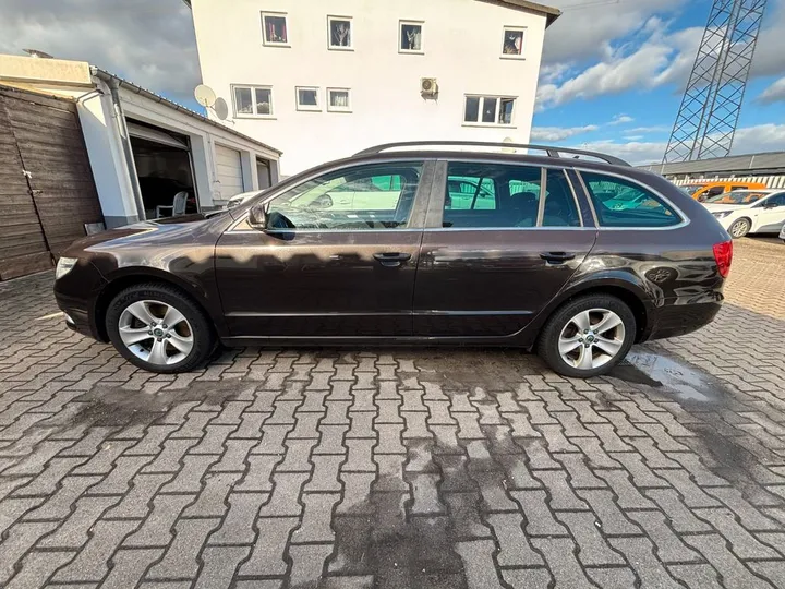 Škoda Superb