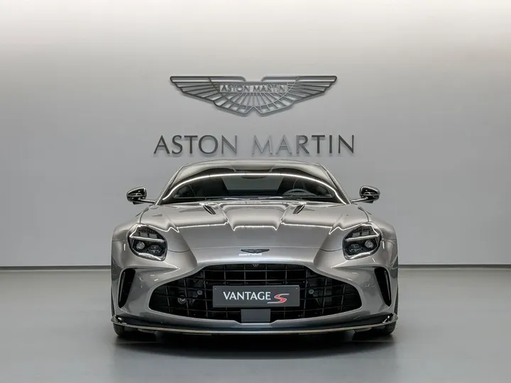 Aston Martin V8 Vantage