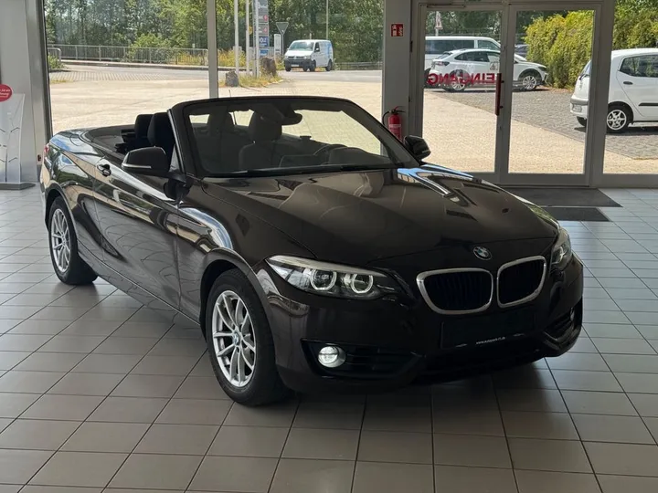 BMW 218