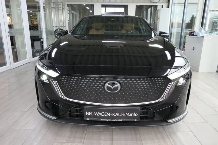 Mazda 6e