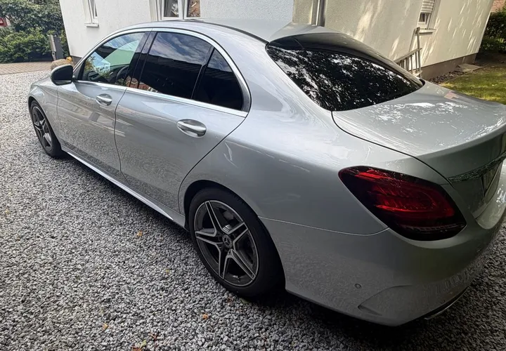 Mercedes-Benz C 200