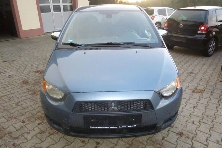 Mitsubishi Colt