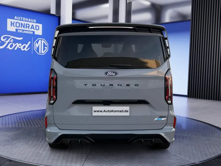 Ford Tourneo Custom