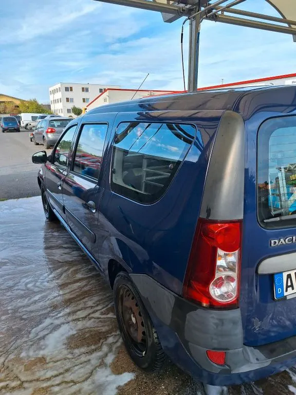 Dacia Logan