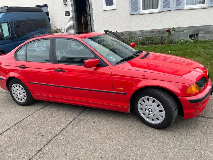 BMW 318
