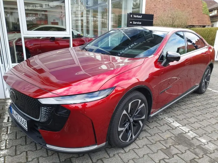 Mazda 6e