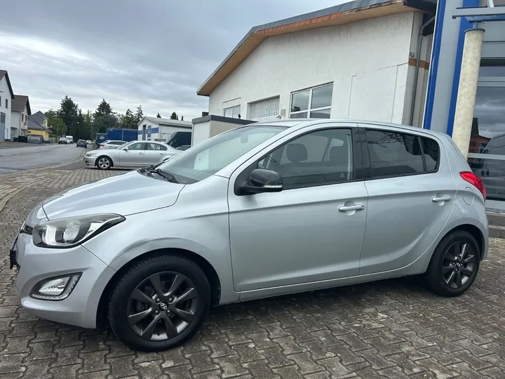 Hyundai i20