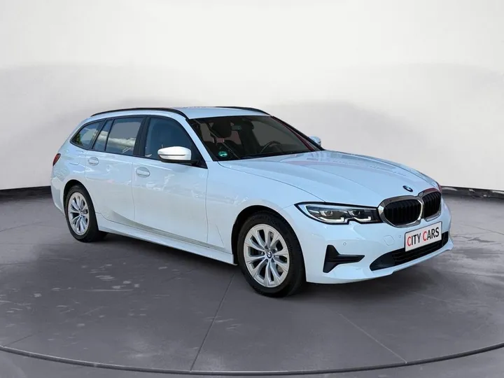 BMW 320