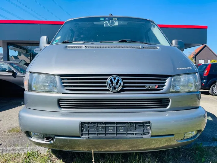 Volkswagen T4 Caravelle